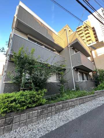 建物外観　D-room上馬