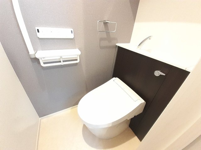 トイレ　同型タイプ