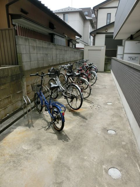 駐車場　駐輪場