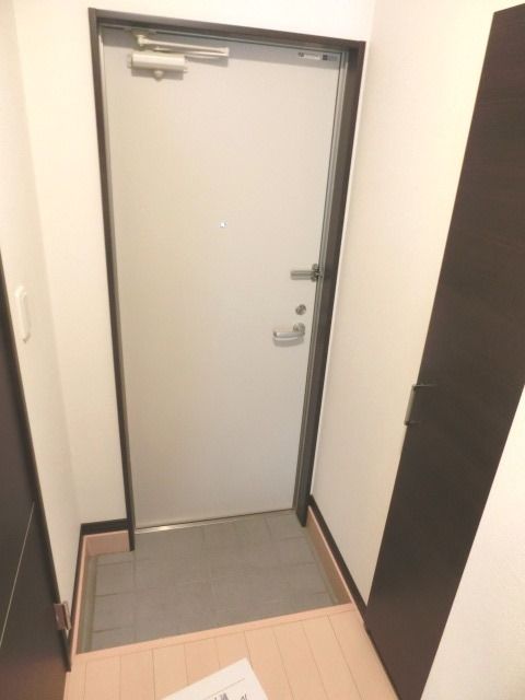 玄関　シューズＢＯＸ付