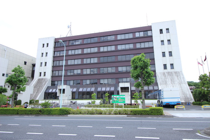 役所　稲城市役所（役所）まで293m