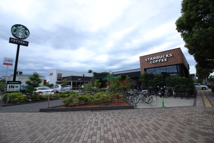 飲食店　スターバックスコーヒー稲城東長沼店（飲食店）まで420m