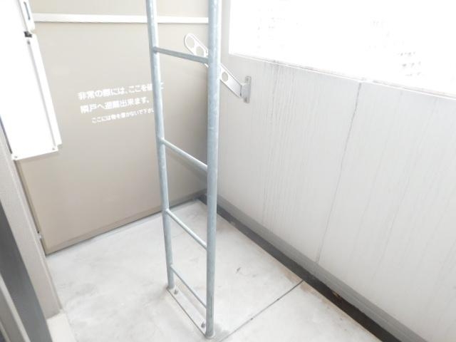 バルコニー　明るいバルコニーです