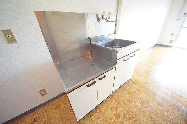 キッチン　★お部屋探しは株式会社タウンハウジング東京まで★