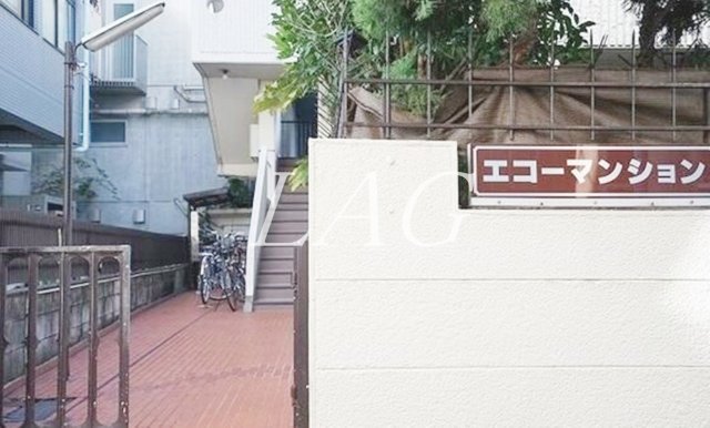 エントランス　門扉です。