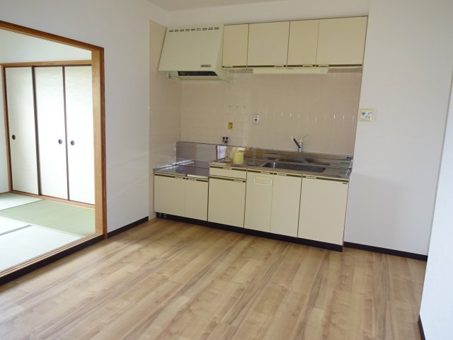 東邦パレスの居間写真