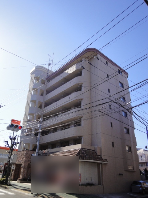 建物外観　通勤・通学・買物、全て便利な好立地の物件です！！