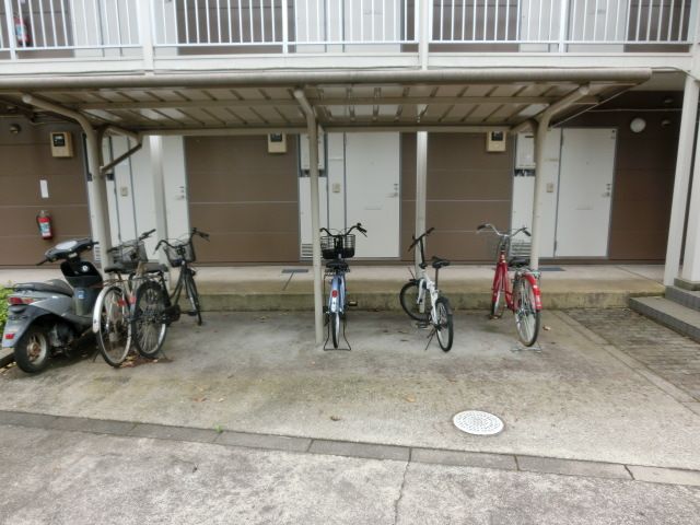 その他　敷地内の駐輪場です