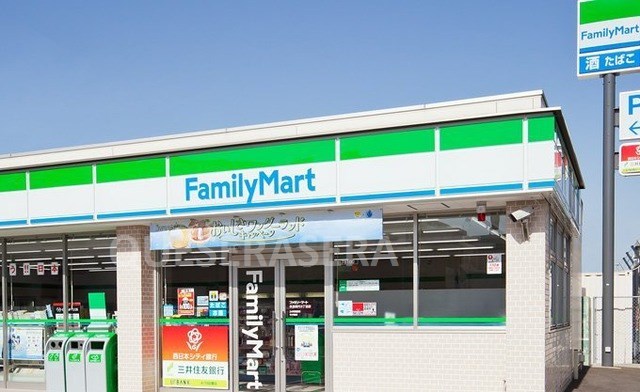 コンビニ　ファミリーマート大開三丁目店（コンビニ）まで282m
