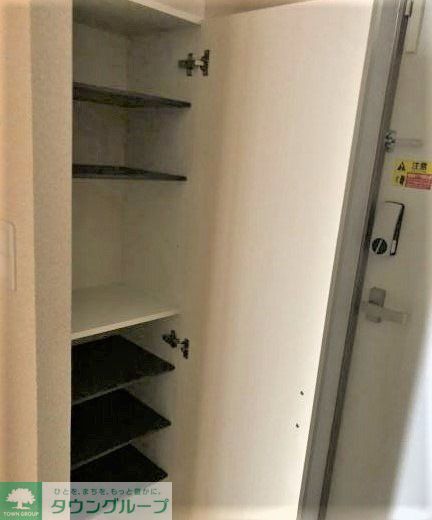 玄関　下駄箱