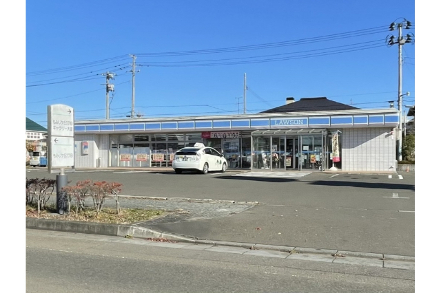 コンビニ　ローソン大和もみじケ丘三丁目店（コンビニ）まで510m