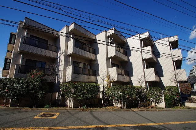 建物外観　「日当たり良好なマンションです」
