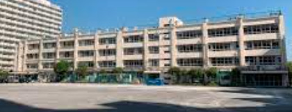 中学校　江東区立南砂中学校（中学校）まで788m