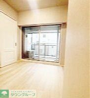DeLLCS永田町の居間写真