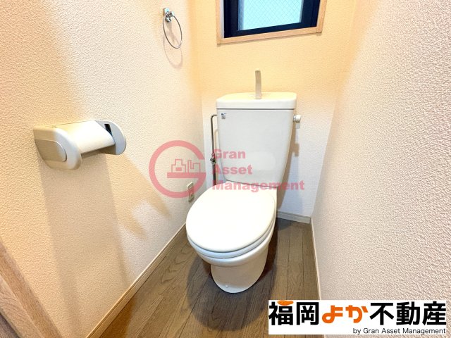 トイレ　トイレもきれいです