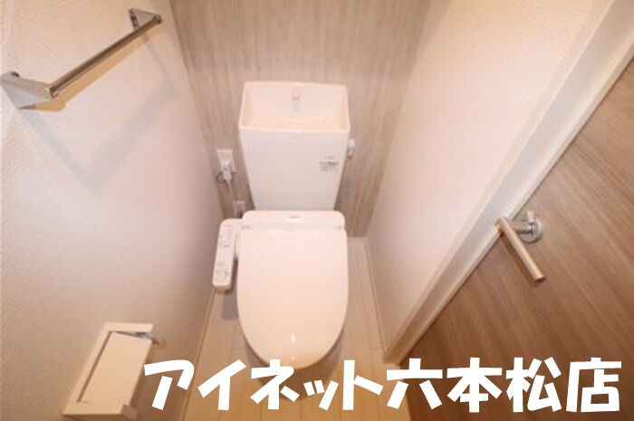 地下鉄七隈線 福大前駅 徒歩39分 3階建 築5年のトイレ写真