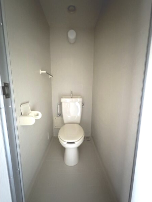 ＪＲ中央本線 高蔵寺駅 徒歩79分 3階建 築28年のトイレ写真