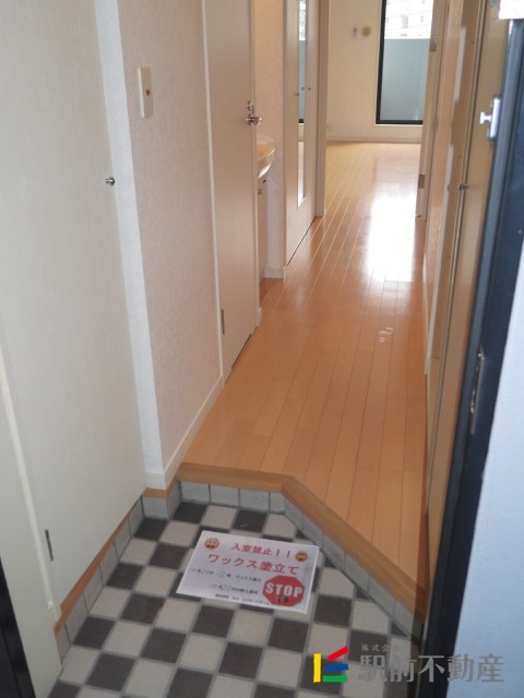 エンクレスト天神IIの玄関写真