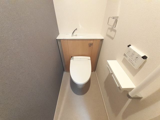 ケーズ昭和町のトイレ写真
