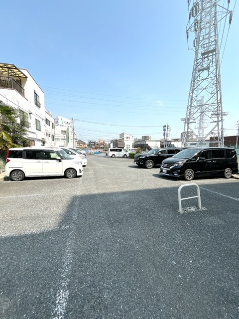 駐車場　★駐車場★（空き状況・使用料等詳細はご確認下さい）