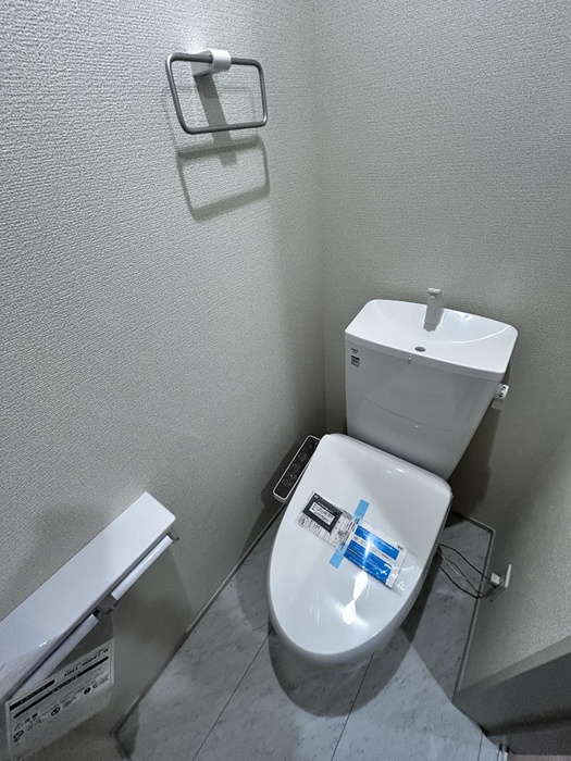 リーブルファイン足立神明のトイレ写真