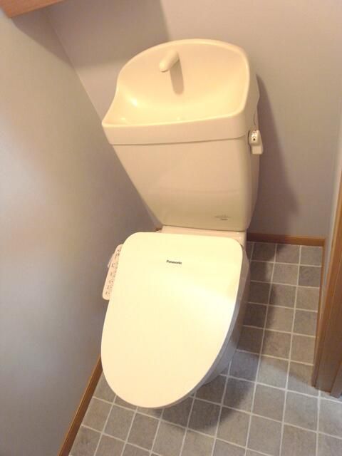 トイレ　トイレもきれいです