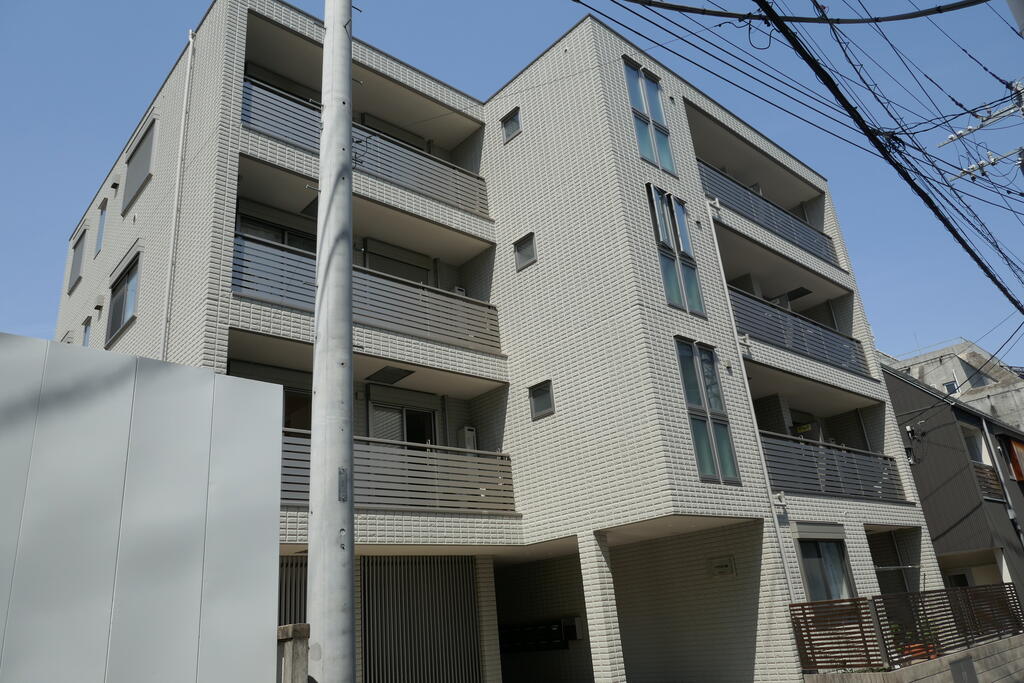 ラグラス川越