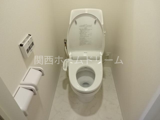 トイレ　シャワー付トイレ