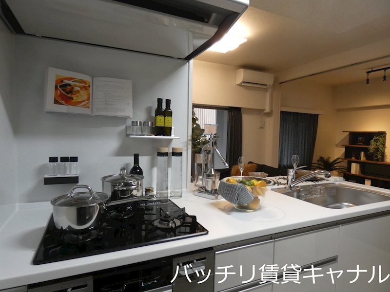 キッチン　別号室イメージの為、現況を優先致します。