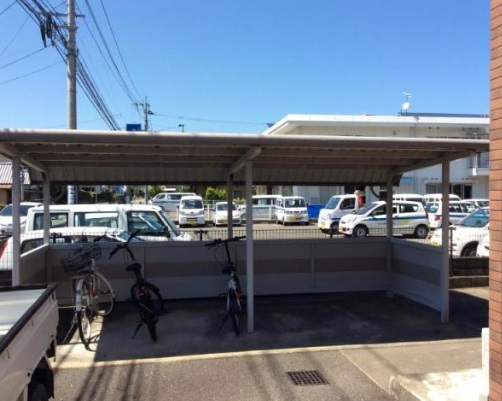 ＪＲ日豊本線 蓮ケ池駅 バス乗車時間：15分 最寄りバス停で下車 徒歩1分 3階建 築23年の外観写真