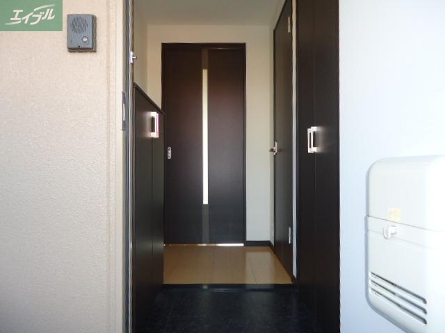 玄関　廊下