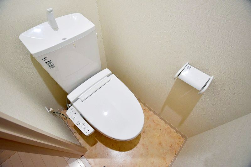 トイレ　八番町ビルディング