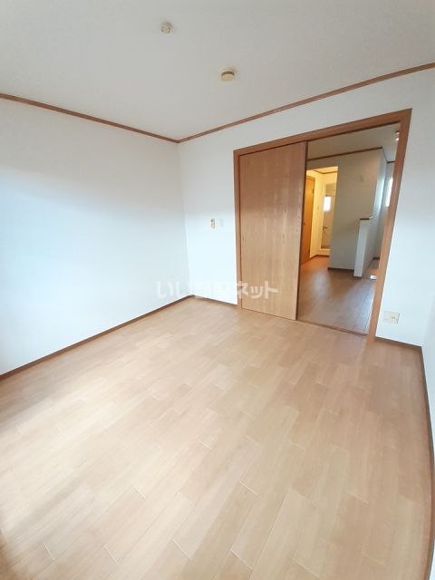 アファームドIIの居間写真