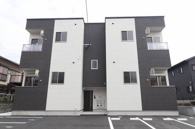 建物外観　現況優先