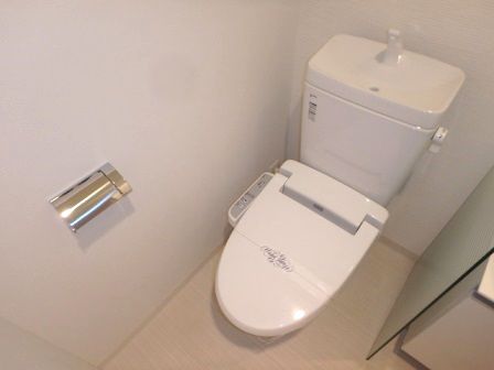 京阪本線 北浜駅 徒歩7分 14階建 築14年のトイレ写真
