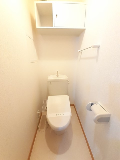 ＪＲ宇野線 久々原駅 徒歩10分 2階建 築21年のトイレ写真