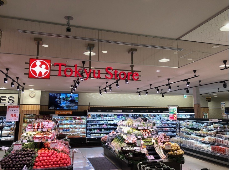 スーパー　Tokyu Store(東急ストア) 武蔵小山駅ビル店（スーパー）まで818m