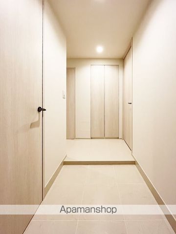 ブランズ代々木参宮橋の玄関写真