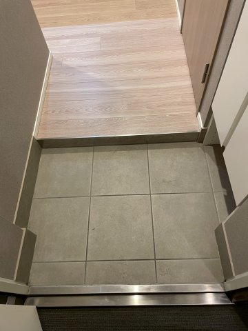 玄関　※過去退去時のお写真です