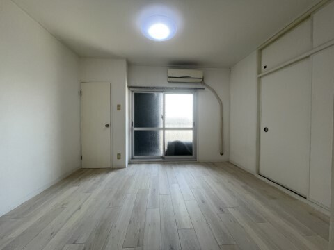 地下鉄御堂筋線 あびこ駅 徒歩5分 5階建 築54年の居間写真