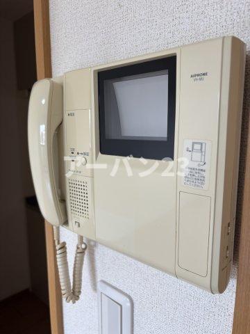 セキュリティ　同物件反転部屋写真