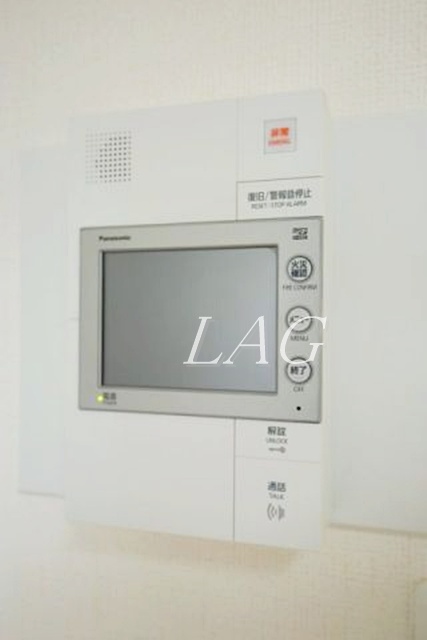 セキュリティ　モニターつきインターホンです。