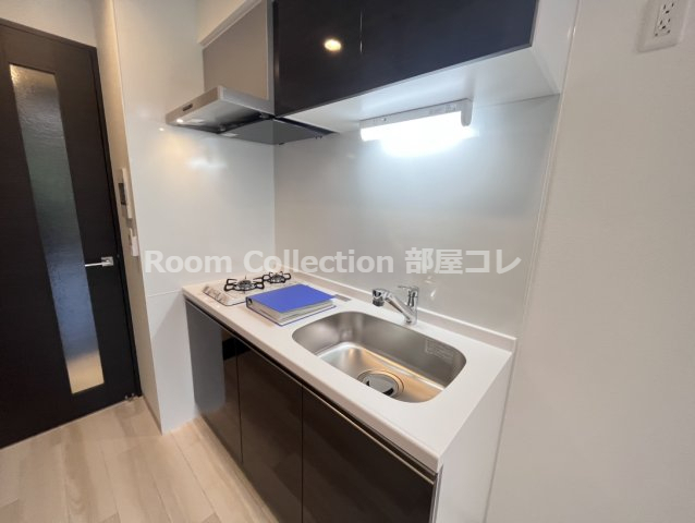 キッチン　※同物件他部屋写真 反転、色違いの場合有 現況優先