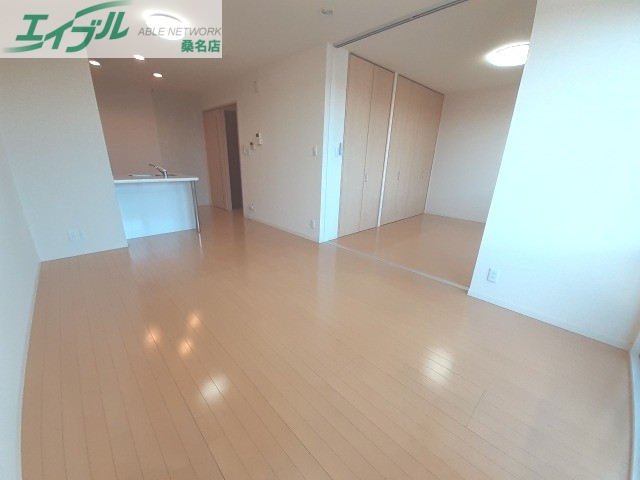 シャーメゾン陽だまりの丘 Aの居間写真
