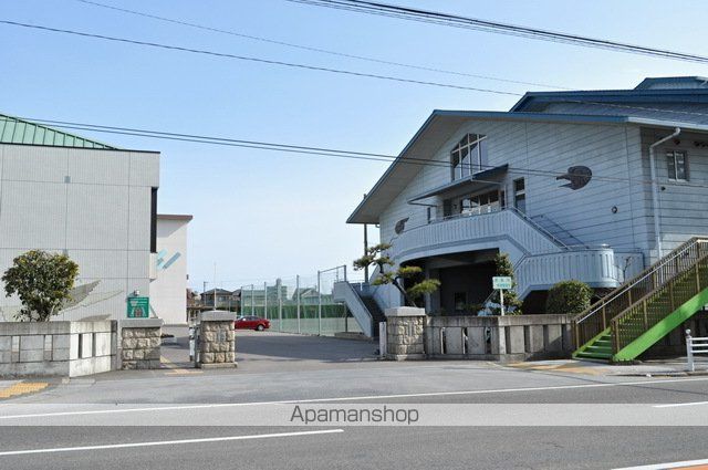 中学校　北部中学校（中学校）まで599m