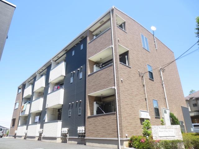 西武池袋線 石神井公園駅 バス乗車時間：14分 最寄りバス停で下車 徒歩5分 築13年
