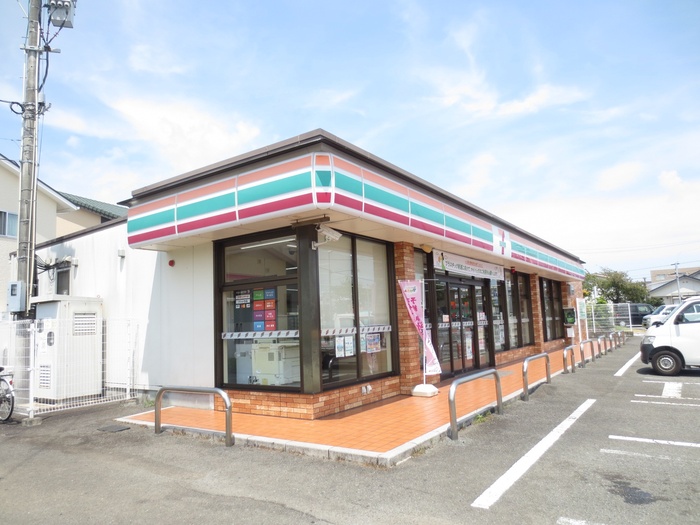 コンビニ　セブンイレブン宮崎潮見町店（コンビニ）まで500m