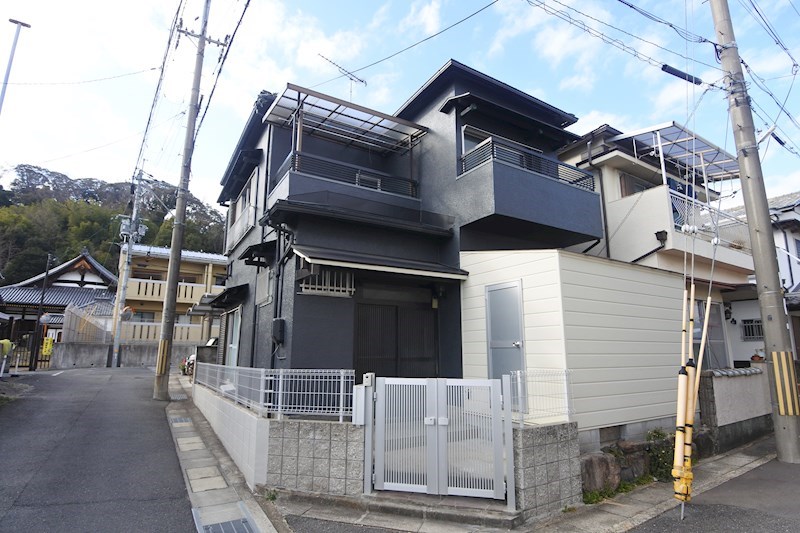 建物外観　八幡清水井貸家