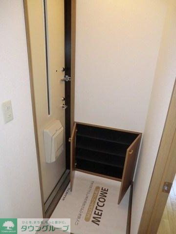 玄関　下駄箱もあります