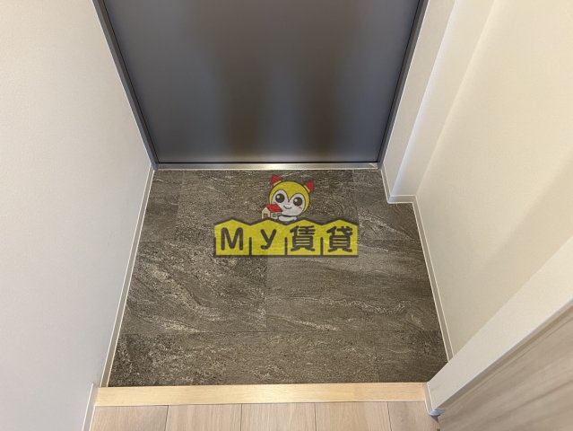 玄関　ポルタニグライースト
